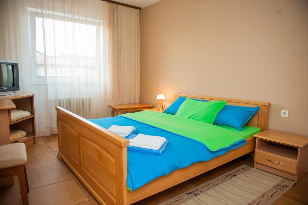 Hotel Novi Nacional Prnjavor Esterno foto