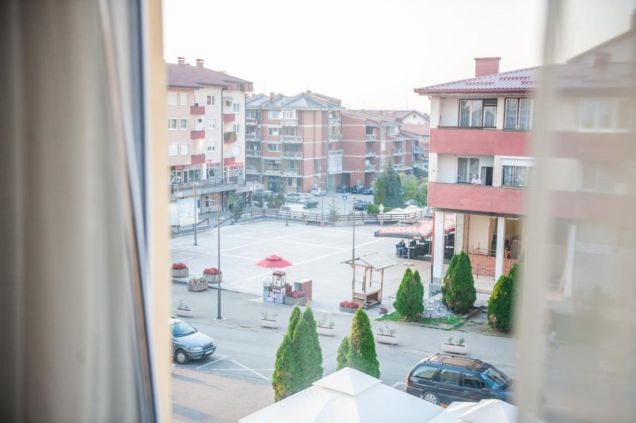 Hotel Novi Nacional Prnjavor Esterno foto