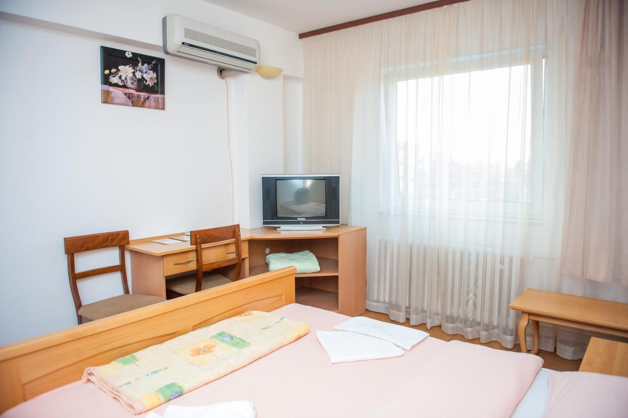 Hotel Novi Nacional Prnjavor Esterno foto