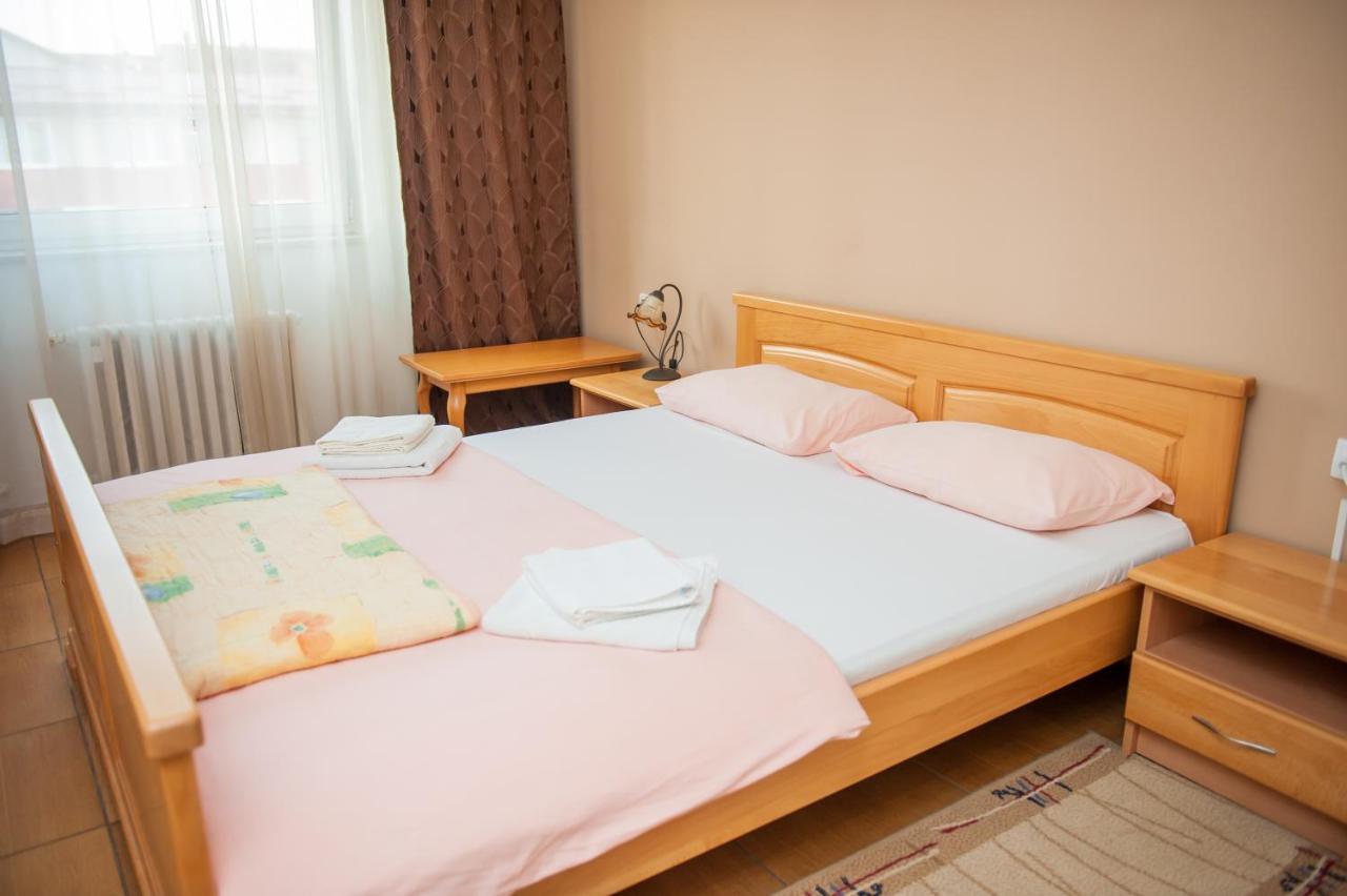 Hotel Novi Nacional Prnjavor Esterno foto
