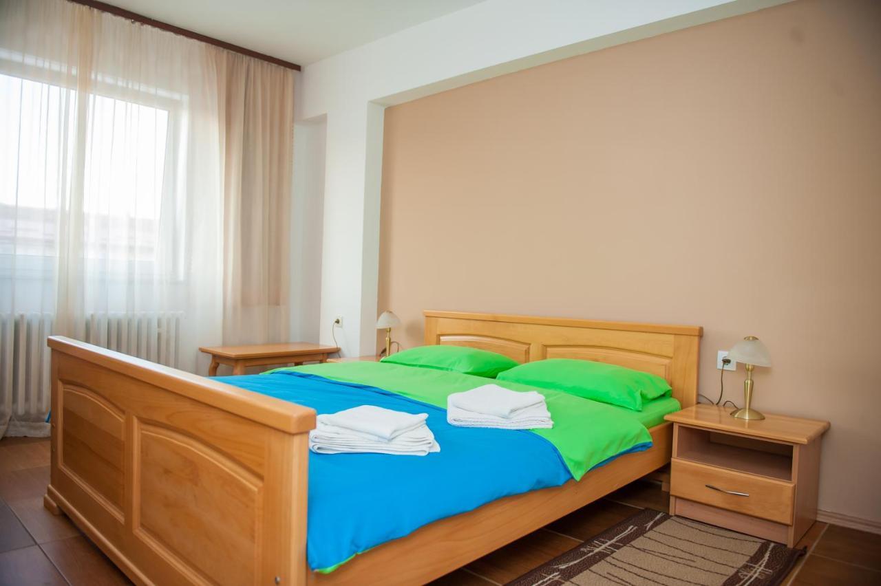 Hotel Novi Nacional Prnjavor Esterno foto